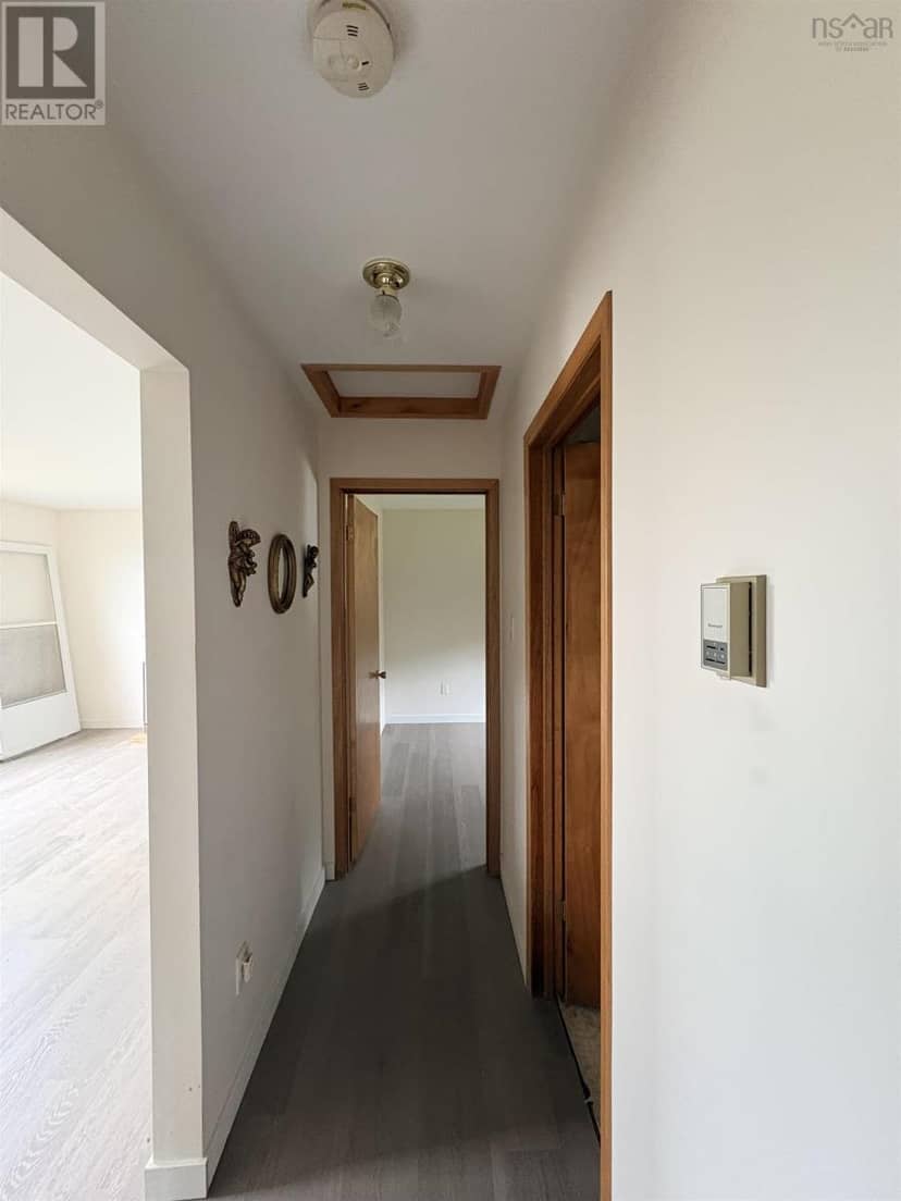 8013 Highway 209 — photo 14 of 20