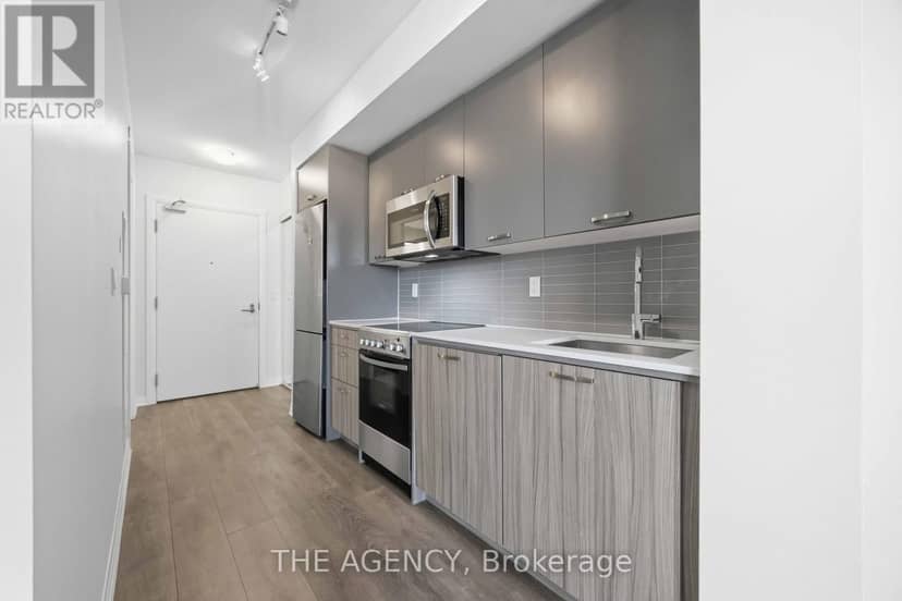 320 - 2301 Danforth Avenue, Toronto, photo 5