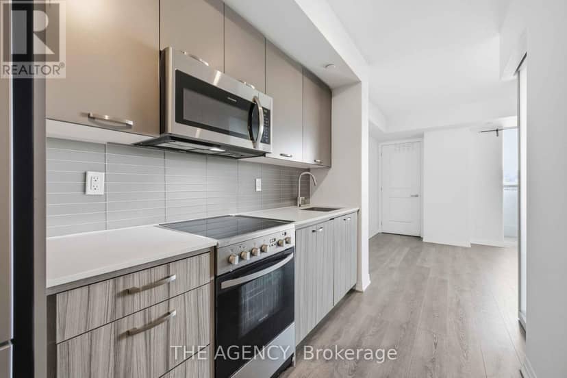 320 - 2301 Danforth Avenue, Toronto, photo 6