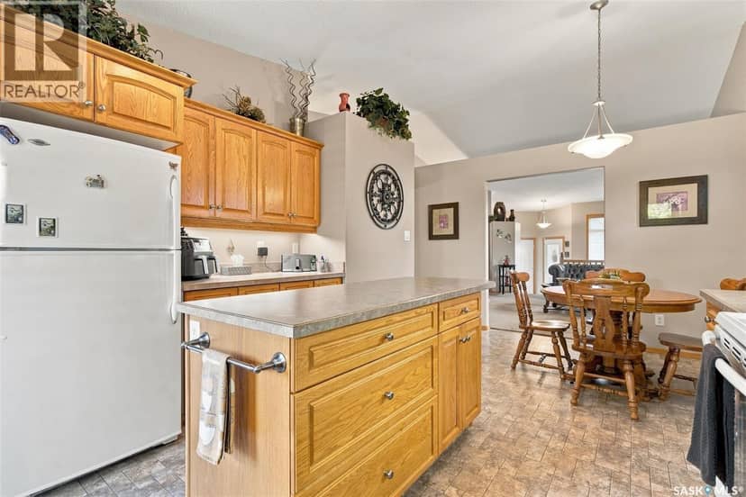 5163 Boswell CRESCENT — photo 15 of 40