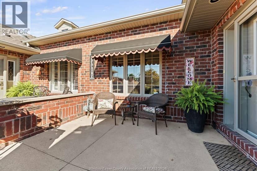354 Cooper Crescent, Belle River, photo 5