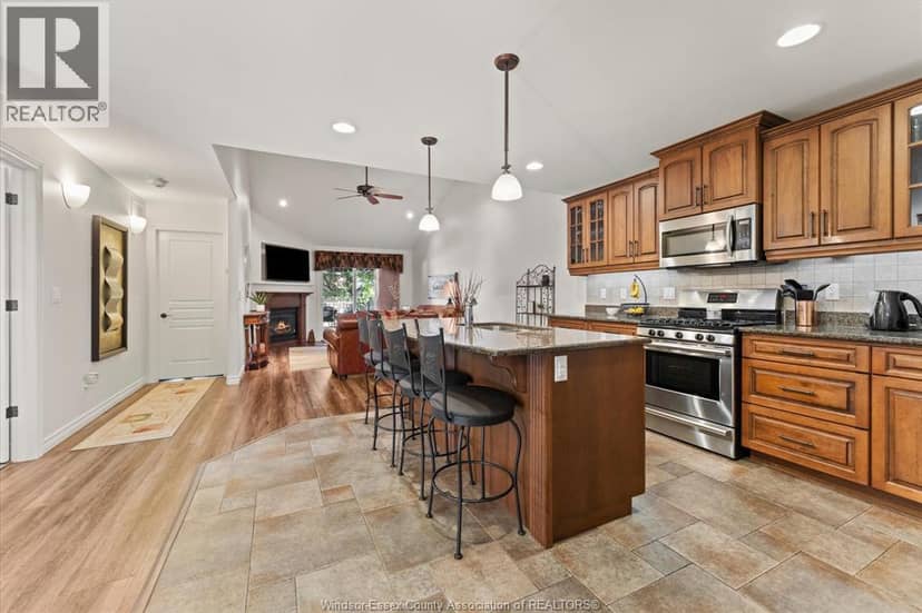 354 Cooper Crescent, Belle River, photo 7