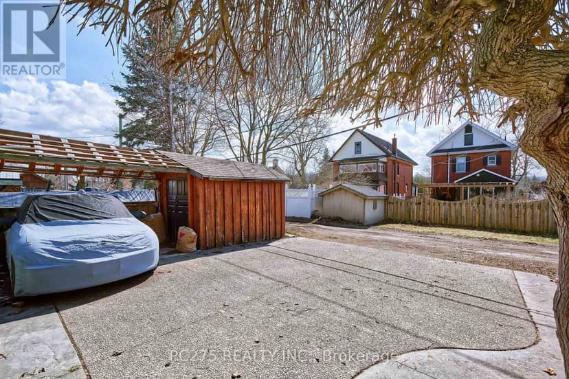 92 Walnut Street — photo 32 of 38