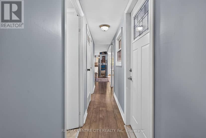 55 - 3100 Dorchester Road — photo 10 of 36