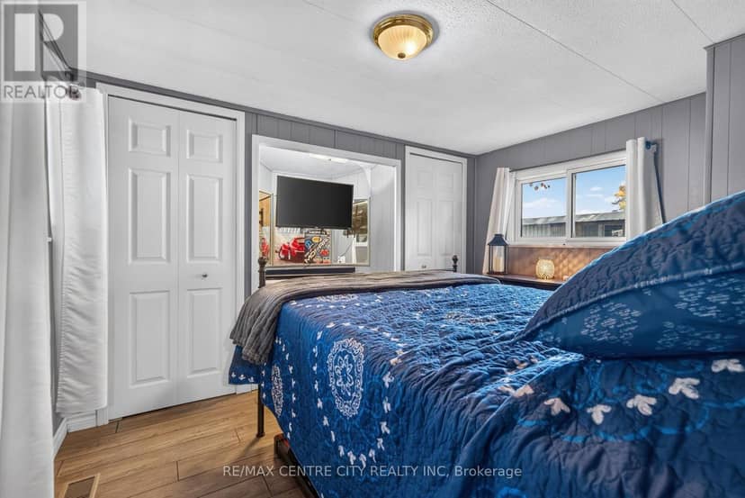 55 - 3100 Dorchester Road — photo 11 of 36
