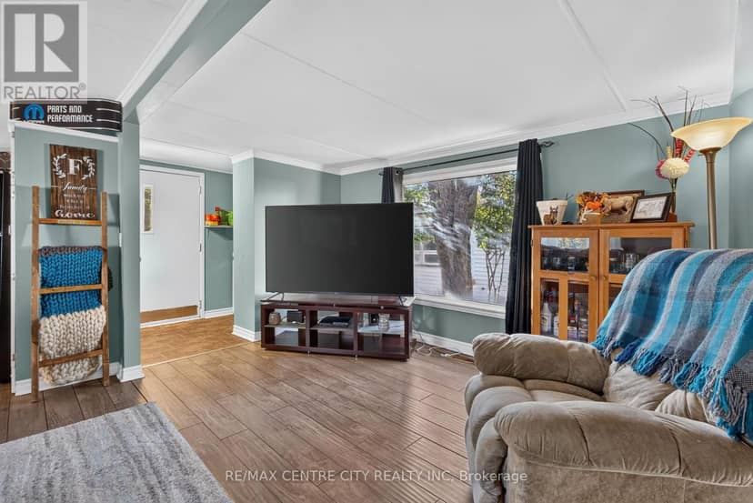 55 - 3100 Dorchester Road — photo 19 of 36