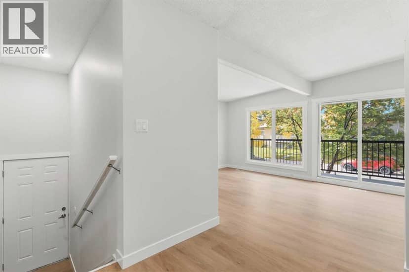 30 / 32 Dalton Bay NW — photo 17 of 40