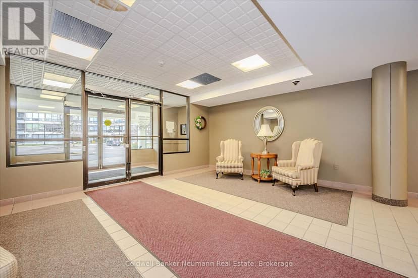 314 - 105 Bagot Street, Guelph, photo 4