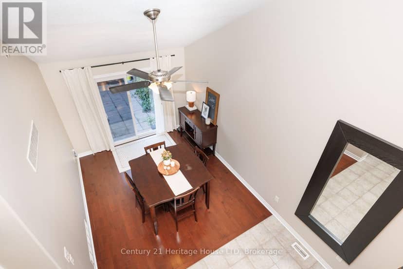 29 Bluegrass Crescent — photo 20 of 34