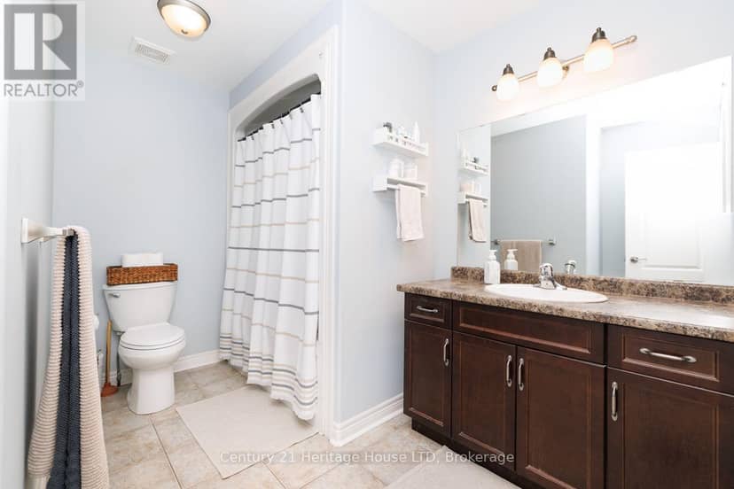 29 Bluegrass Crescent — photo 21 of 34