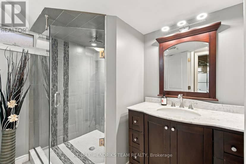 94 Bellingham Drive — photo 22 of 40