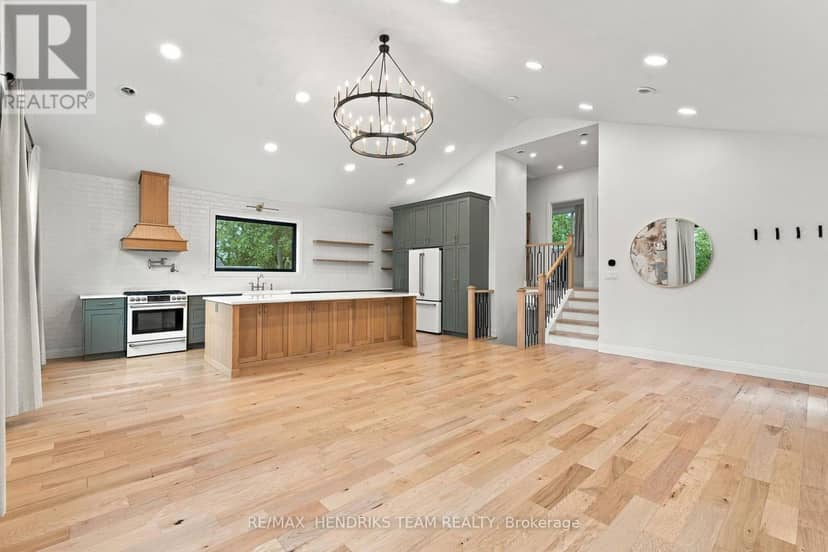 94 Bellingham Drive — photo 23 of 40