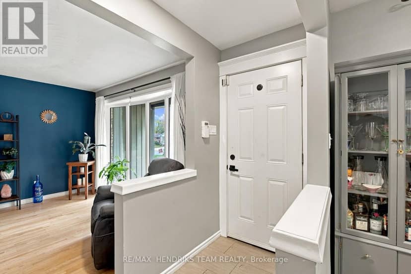 94 Bellingham Drive — photo 5 of 40