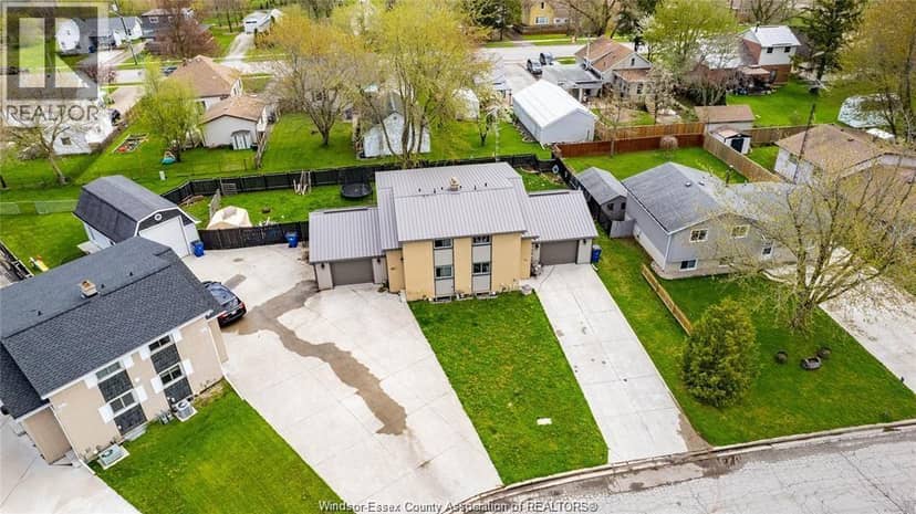 10-10.5 Vanier Drive — photo 21 of 24