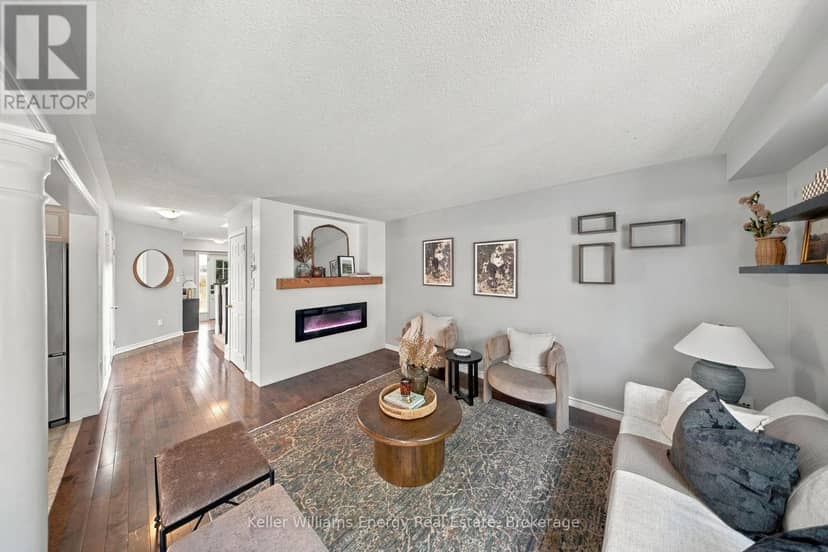 8 Quackenbush Street — photo 12 of 40