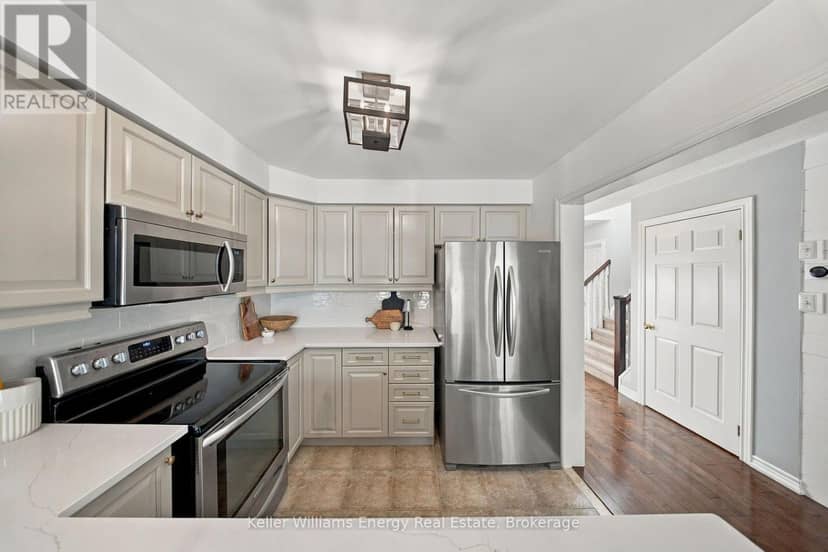 8 Quackenbush Street — photo 18 of 40