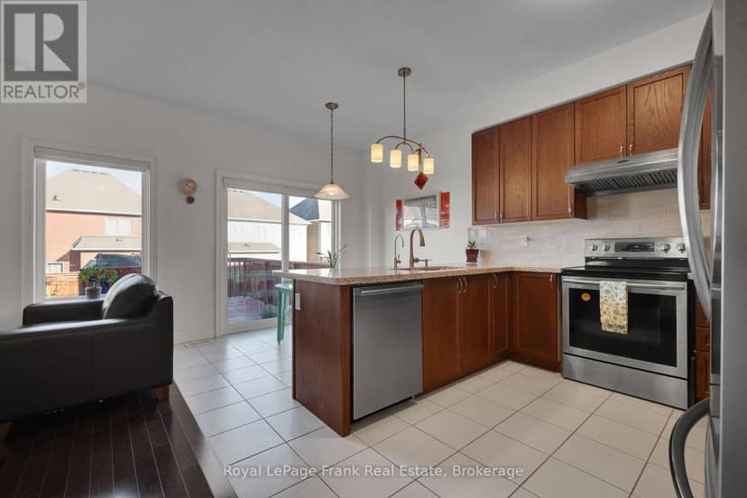 1523 Dunedin Crescent, Oshawa, photo 8