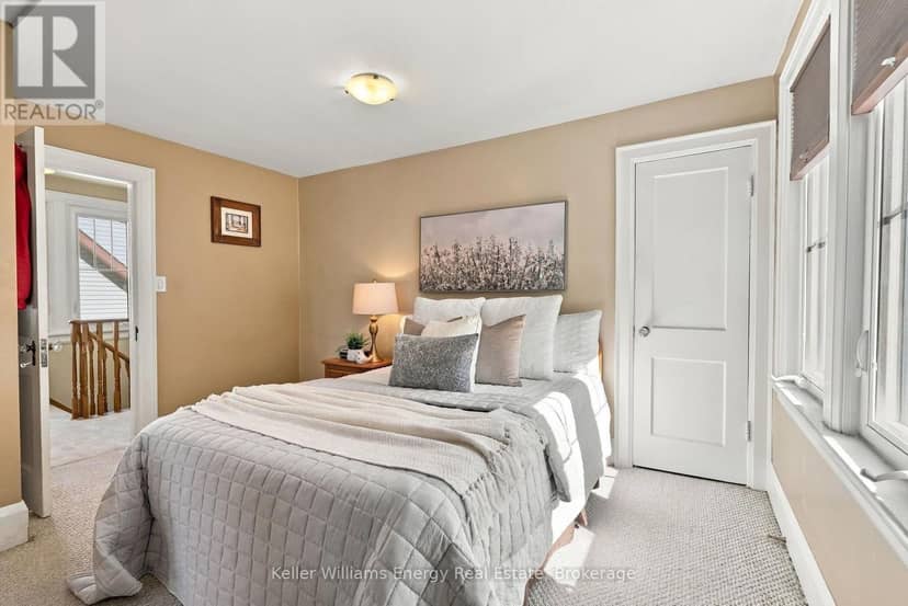 256 Grooms Avenue — photo 16 of 40