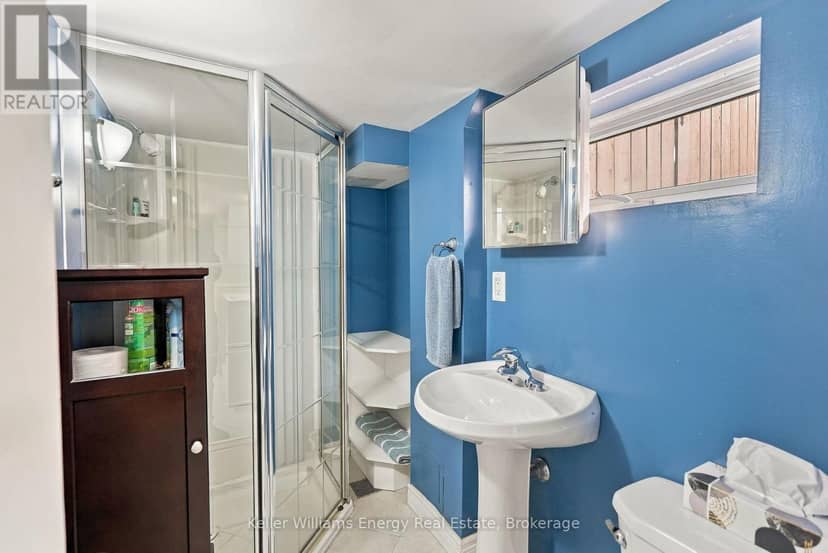 256 Grooms Avenue — photo 28 of 40