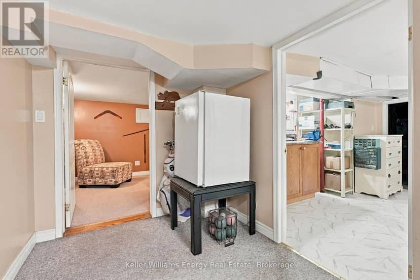 256 Grooms Avenue — photo 30 of 40