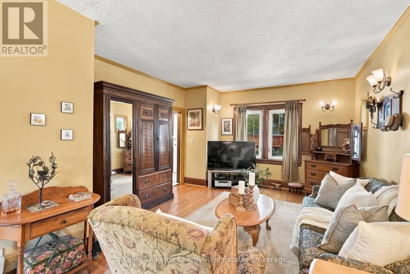256 Grooms Avenue, Oshawa, photo 6