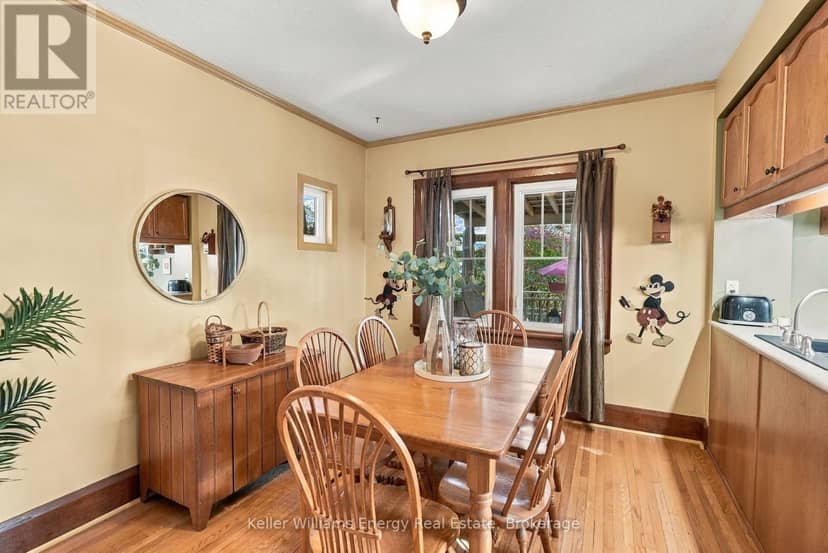 256 Grooms Avenue, Oshawa, photo 7