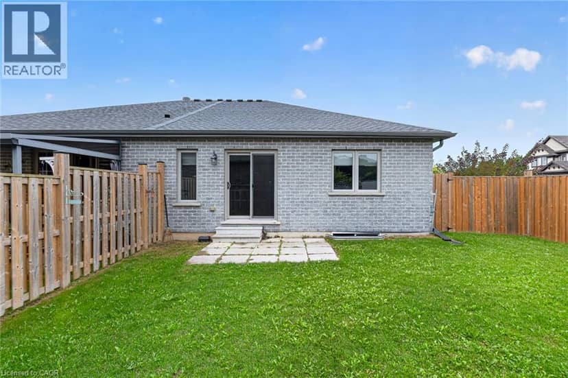 11 HACKBERRY Lane — photo 38 of 38