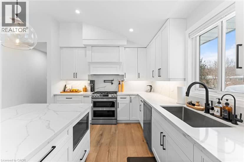 503 Wellington Road 7 — photo 9 of 40
