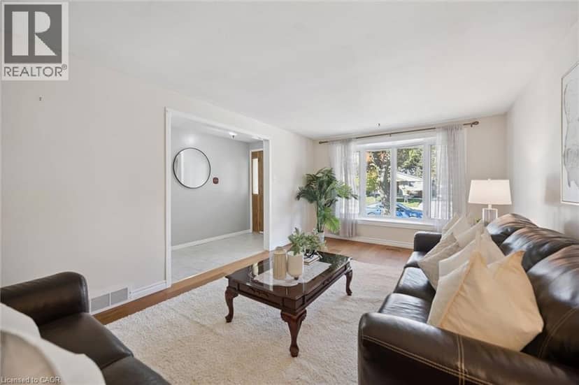 11 CALEDON Court — photo 10 of 40