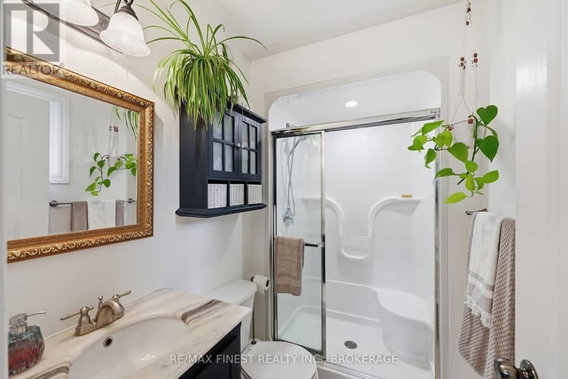 4404 Ashwood Drive — photo 24 of 40