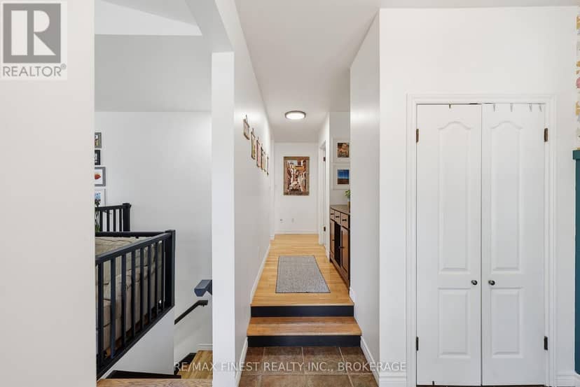 4404 Ashwood Drive, Frontenac, photo 5