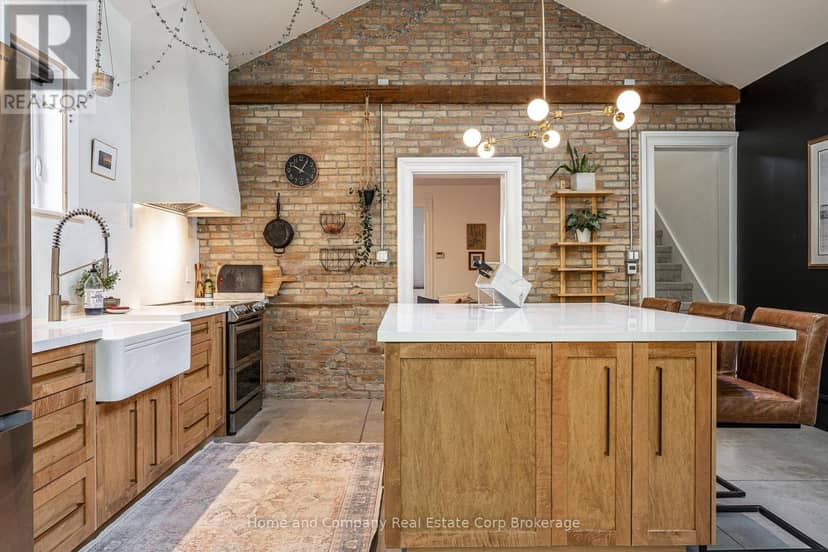 18 Robinson Street — photo 18 of 40