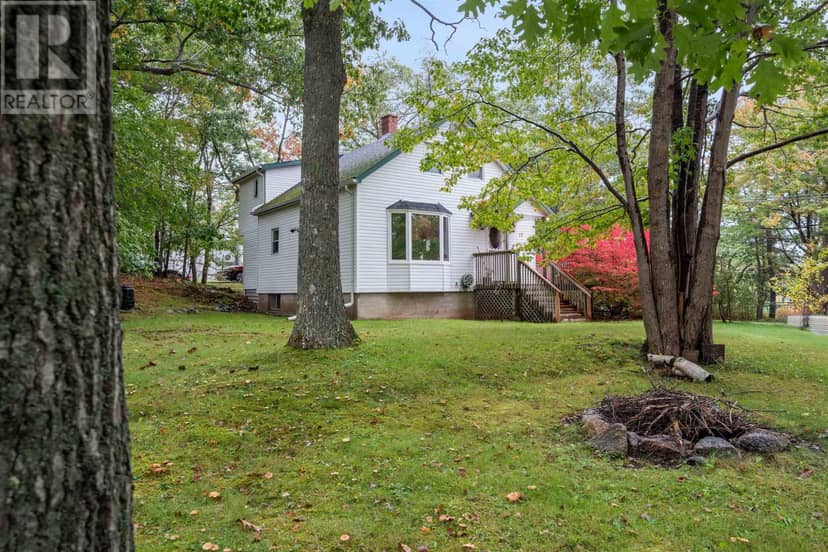 12 Reg Moir Drive — photo 32 of 40