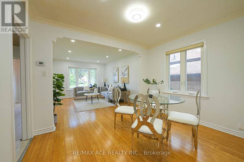 59 Lilian Drive, Toronto, photo 4
