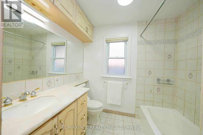 59 Lilian Drive, Toronto, photo 7
