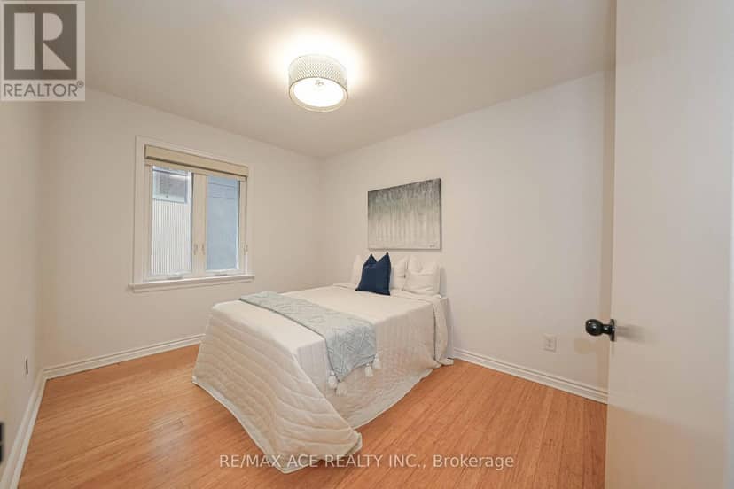59 Lilian Drive, Toronto, photo 8