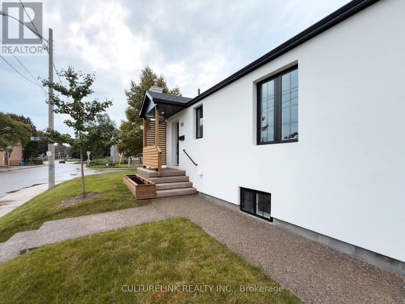 58 Joanith Drive, Toronto, photo 2