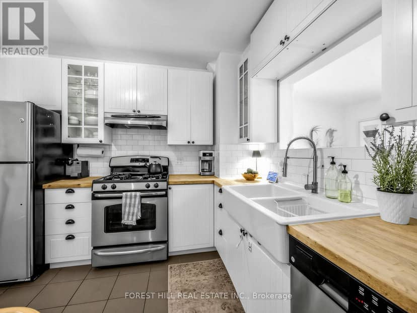 84 Walpole Avenue — photo 13 of 39
