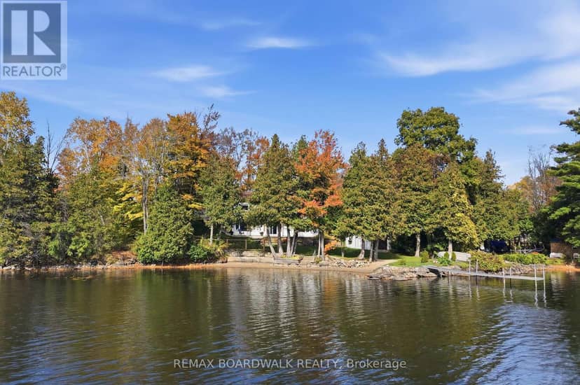 125 Pike Lake Route 11 Road, Tay Valley