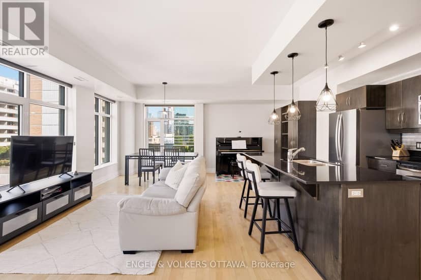 711 - 235 Kent Street — photo 17 of 40