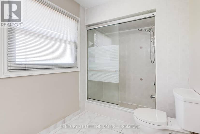 50 Piccadilly Road — photo 38 of 40