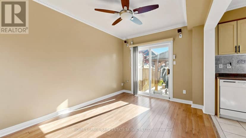 668 Madame Street — photo 10 of 40