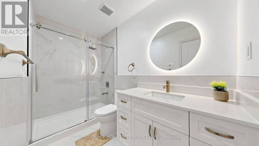 668 Madame Street — photo 28 of 40