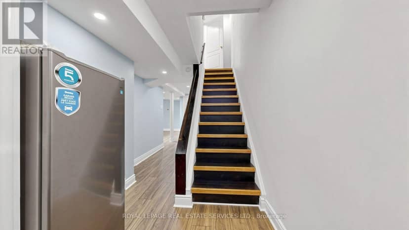 668 Madame Street — photo 29 of 40