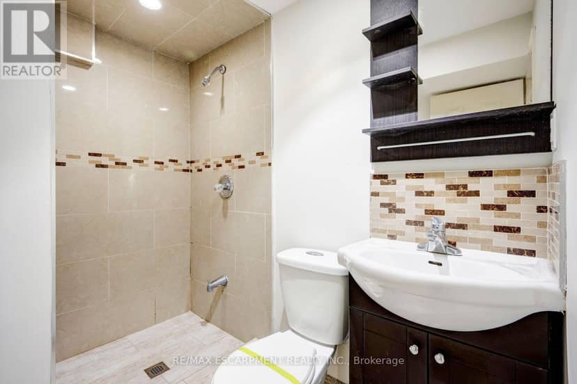 13 Holmstead Court — photo 35 of 40