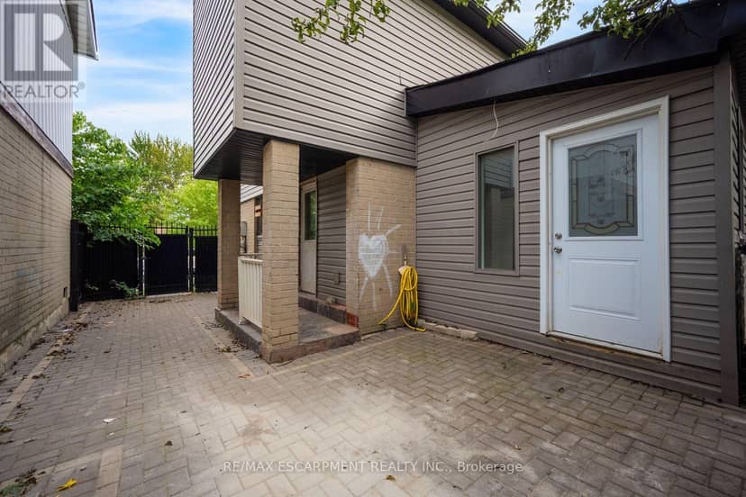 13 Holmstead Court — photo 36 of 40