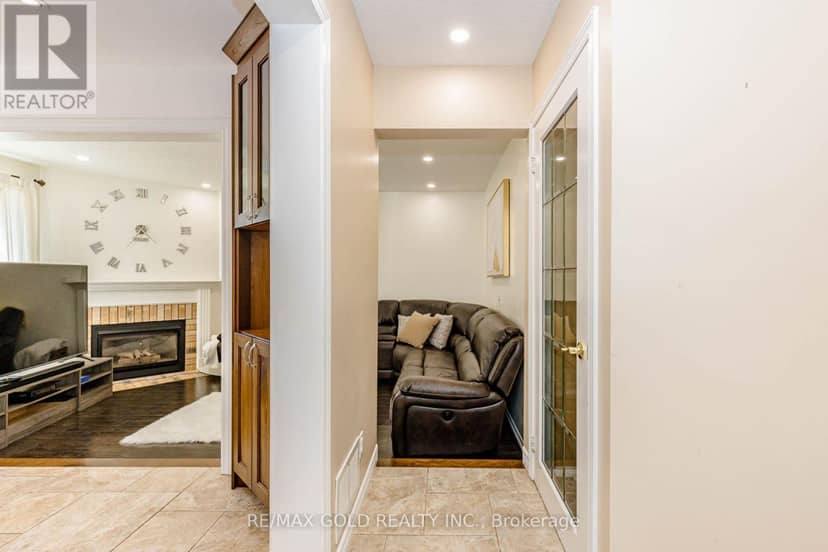 93 Lauchlin Crescent, Halton Hills, photo 8