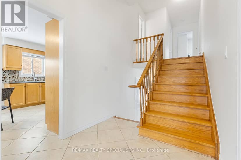 100 Princeton Terrace — photo 11 of 40