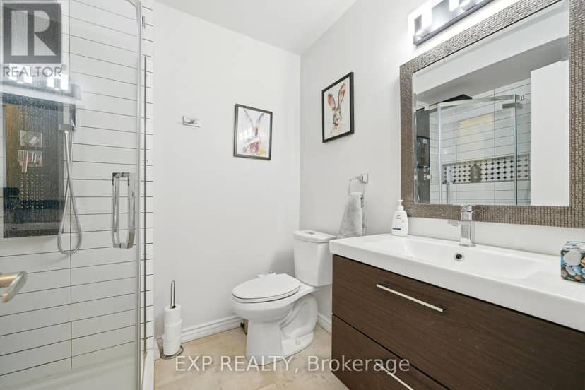 6348 Atherly Crescent — photo 34 of 40