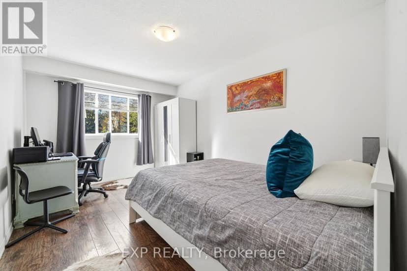 6348 Atherly Crescent — photo 32 of 40
